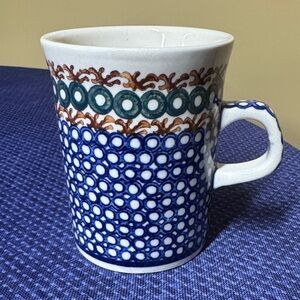 Polish Pottery Bolesławiec "peacock eye" or bubble pattern blue brown green 8 Oz